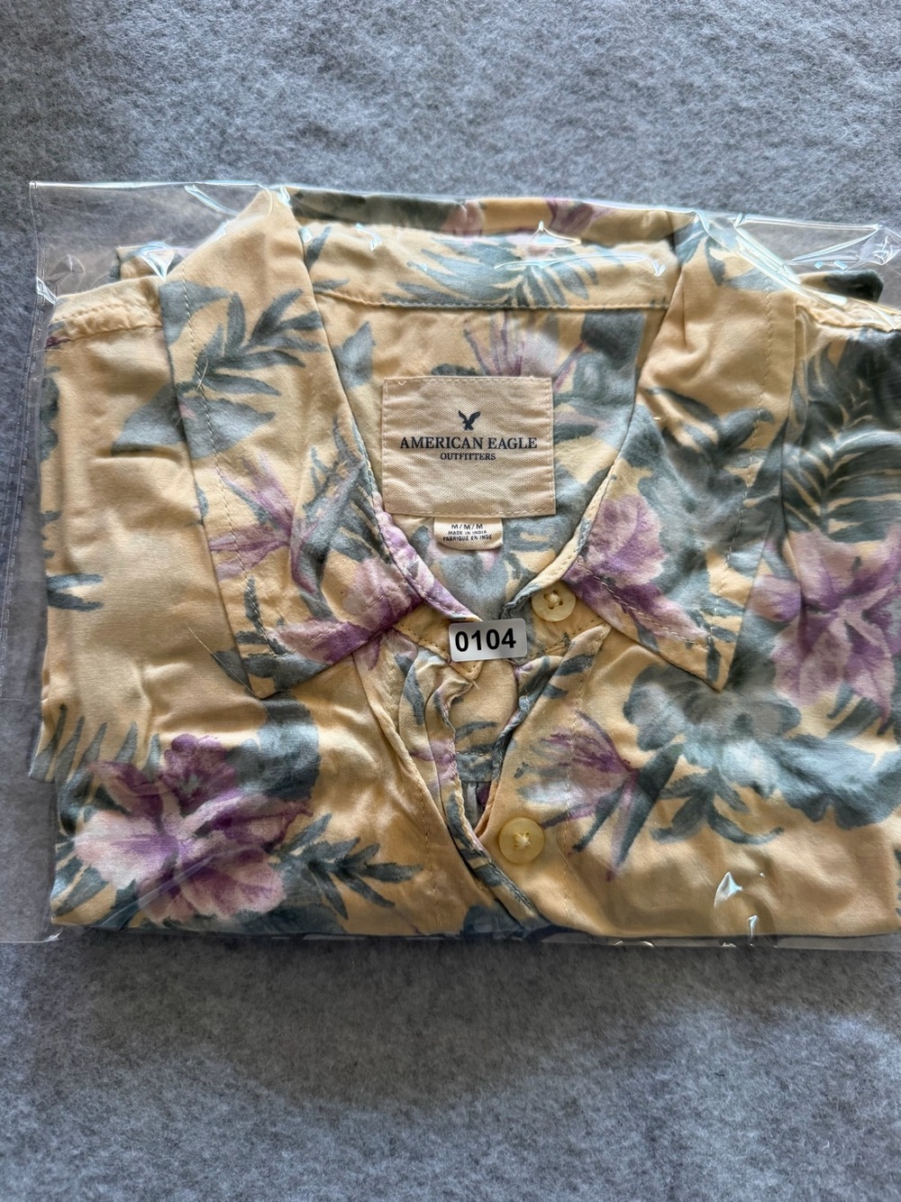 American Eagle Outfitters Cream Floral Button-Front Bodysuit - Picture 11 of 12